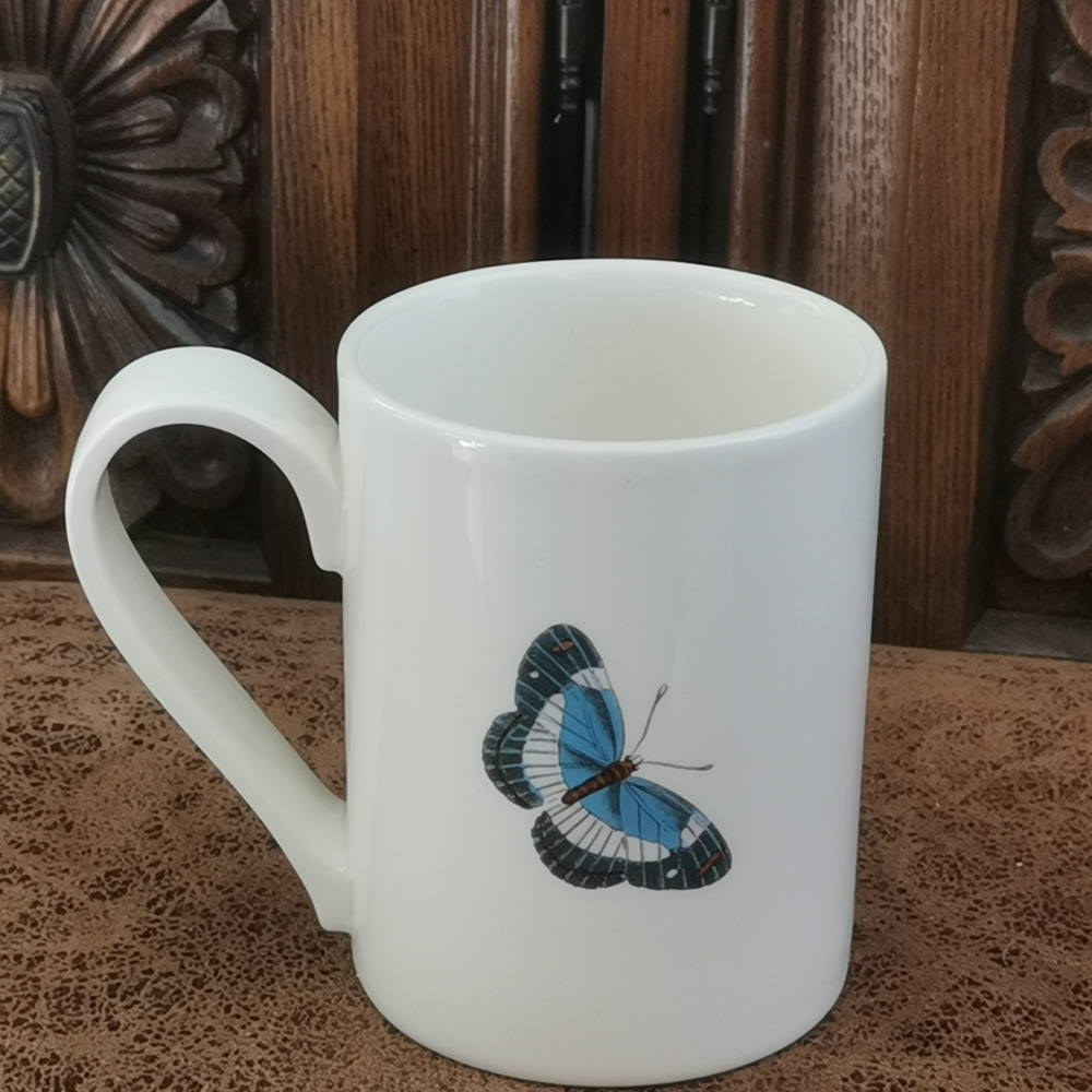 Pair Of Portmeirion "Botanic Garden" Butterfly & Floral Mugs - Picture 3 of 6